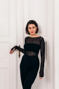 Bluzka z elastycznej koronki